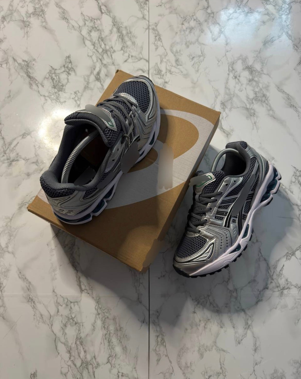 SILVER GREY ASIKS 14