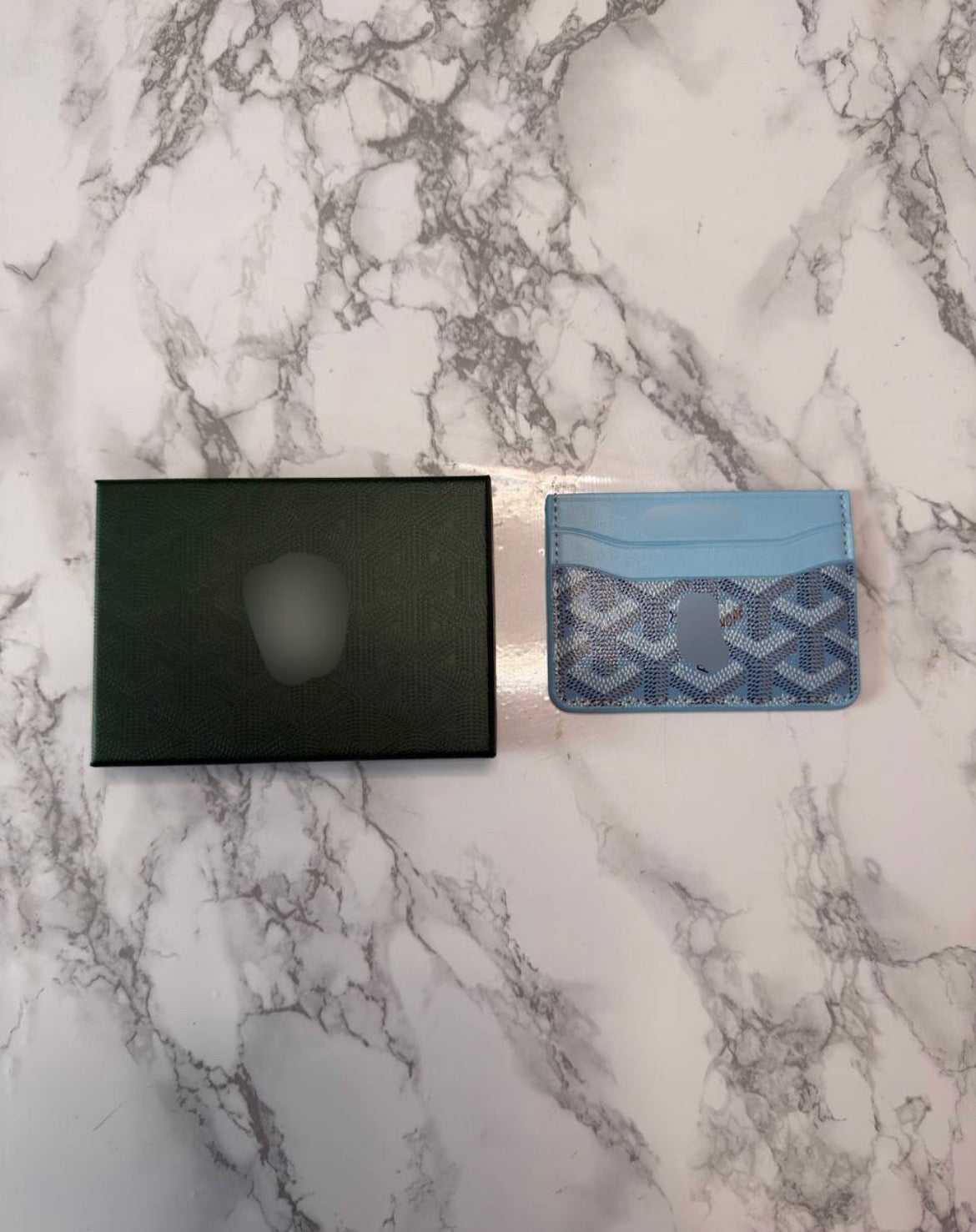 LIGHT BLUE YARD CARDHOLDERS