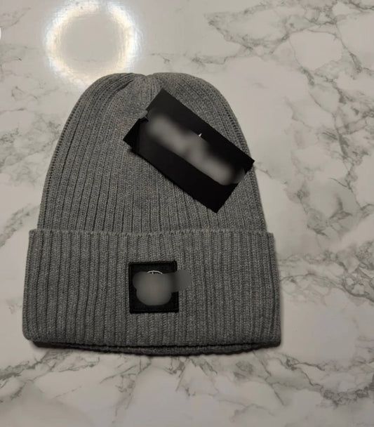 GREY STONEY BEANIE