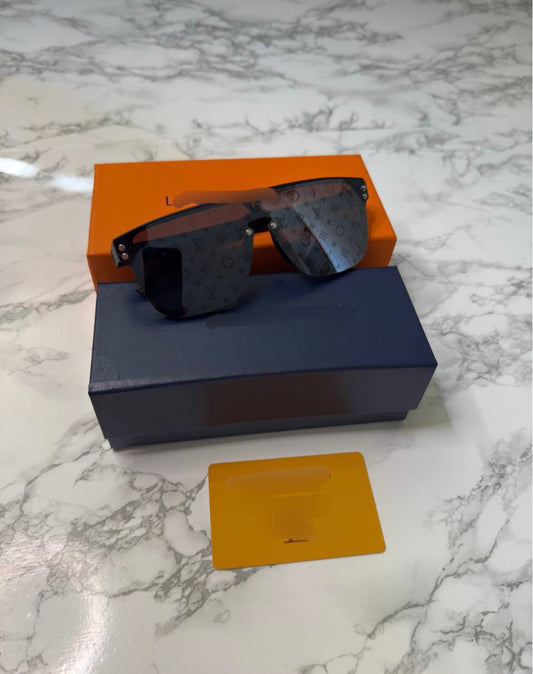 LVS SUNGLASSES